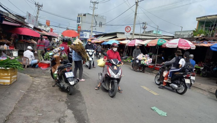 Bán biệt thự Bùi Văn Ngữ Xã T.Tam Thôn H.H.Môn, ĐƯỜNG 12m, giá giảm còn 2x tỷ